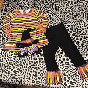 Girls size 4T Halloween matching set with witch hat and dangling feet